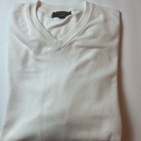 Sweater - Picture 8 of 8